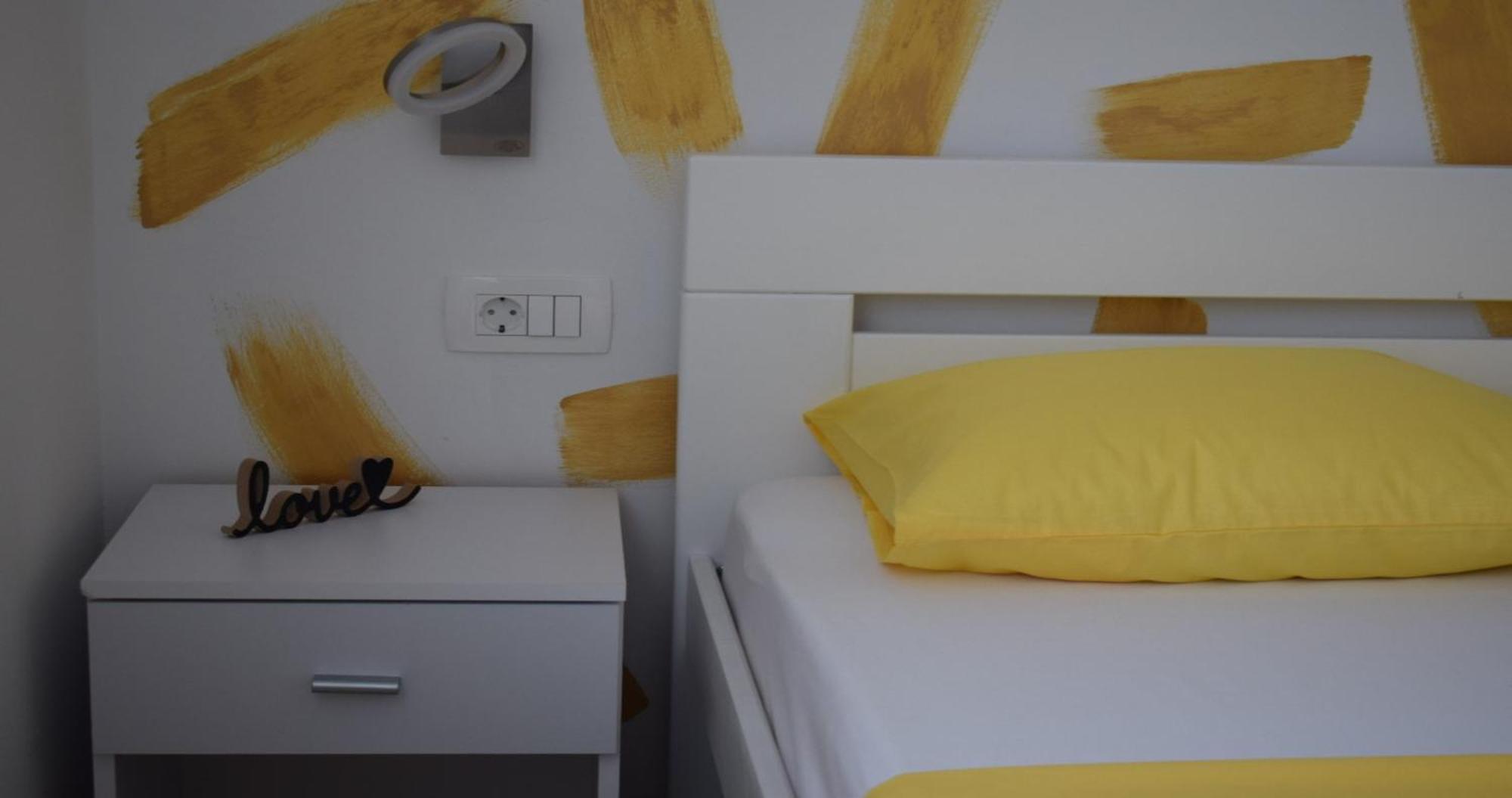 Apartmani Foresta Kras Ngoại thất bức ảnh