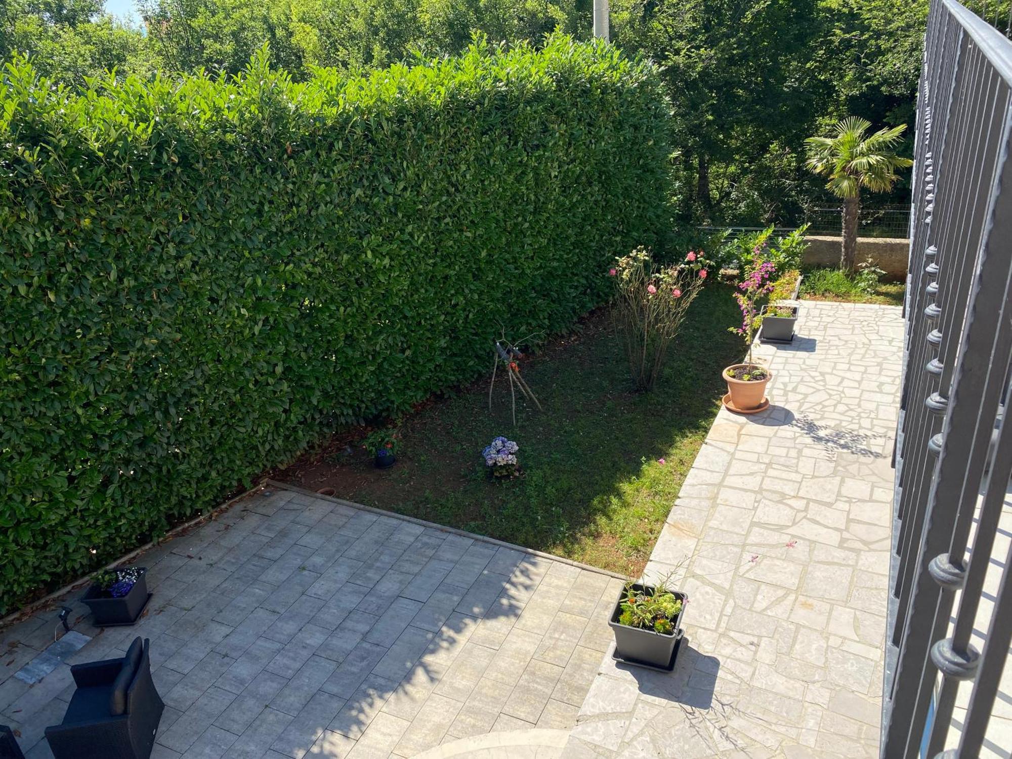 Apartmani Foresta Kras Ngoại thất bức ảnh